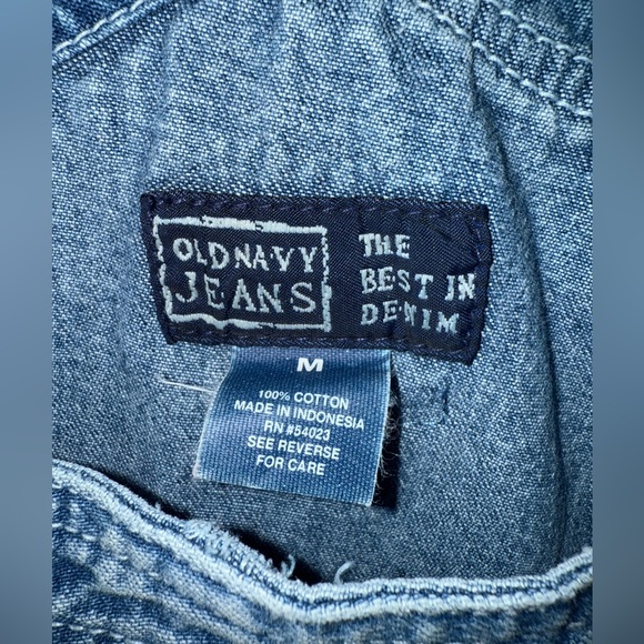 Vintage Old Navy Overall Shorts - Picture 3 of 3